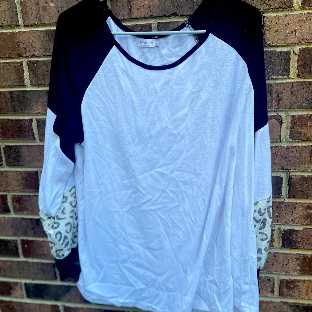 PRICE DROP • Naggo - Womens long Sleeve Top | XL